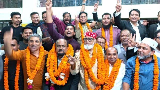 লক্ষ্মীপুর আইনজীবী সমিতি নির্বাচনে আটটিতে আওয়ামীপন্থী ও ৬টিতে বিএনপির জয়